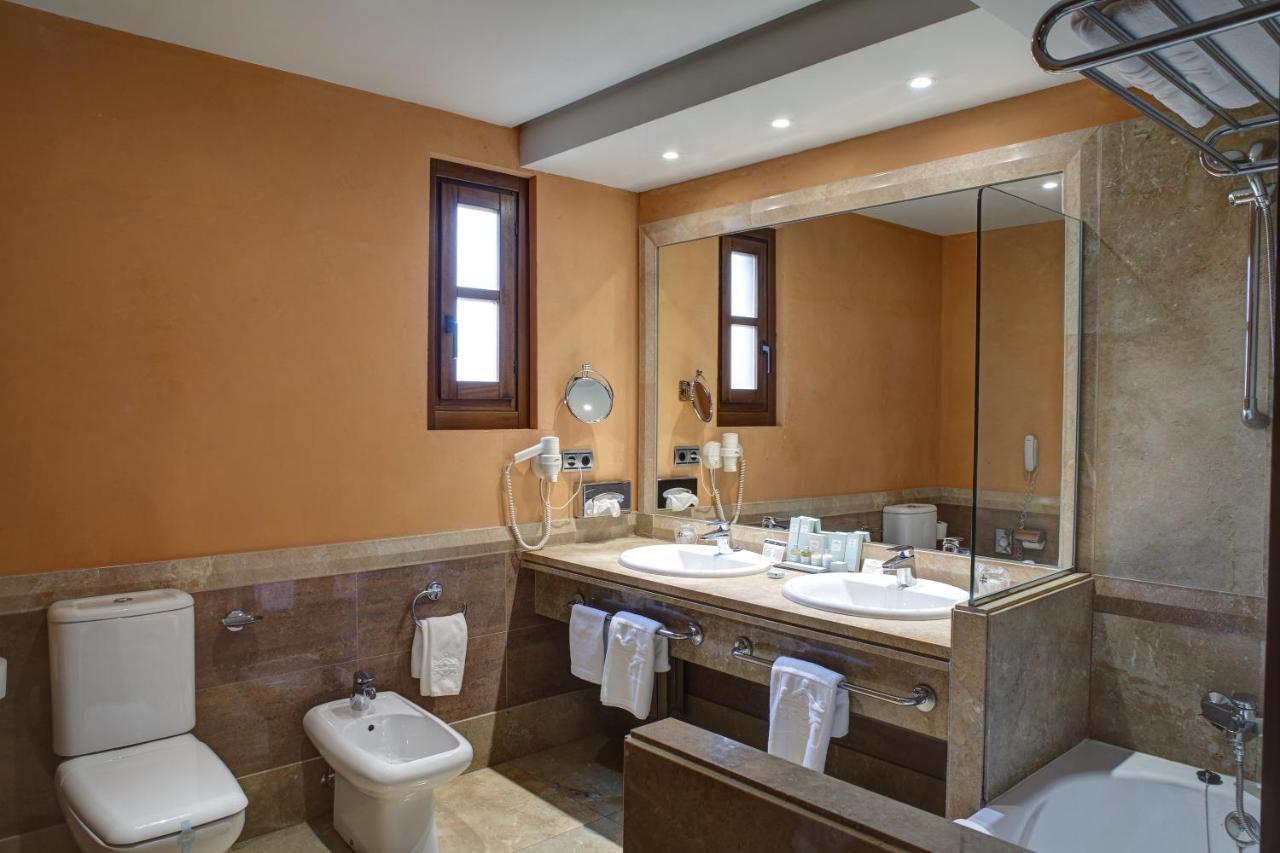 Parador De Calahorra Ngoại thất bức ảnh