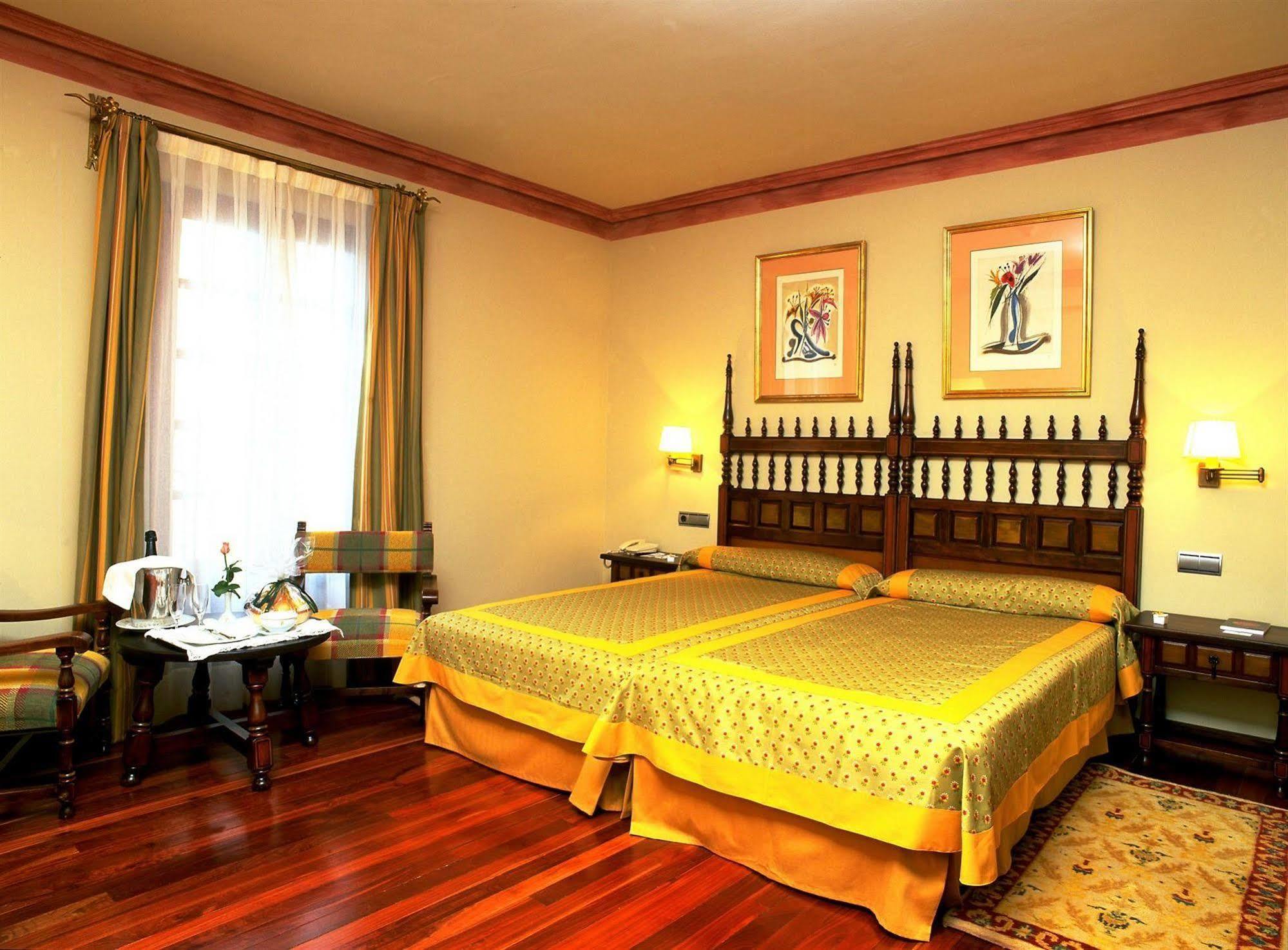Parador De Calahorra Ngoại thất bức ảnh